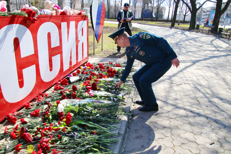 24 марта — День общенационального траура по погибшим в подмосковном «Крокус Сити Холле»