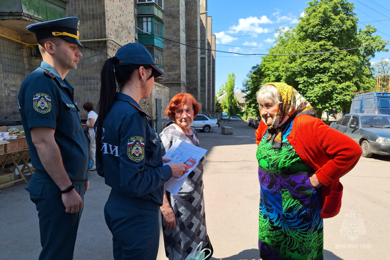 «От огня не жди пощады»: противопожарный рейд в Макеевке