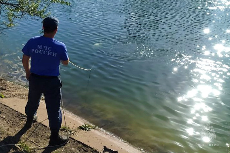 В Макеевке на водоёме утонул мужчина